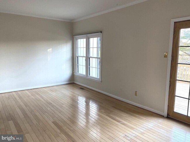 property at 13 Dickens Square