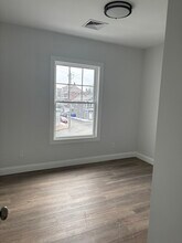 943 County St in Fall River, MA - Building Photo - Building Photo