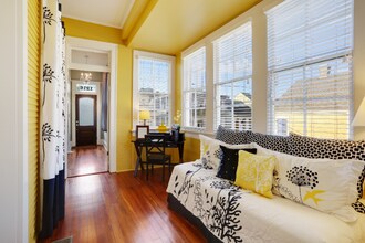 1216 Treme St in New Orleans, LA - Building Photo - Building Photo