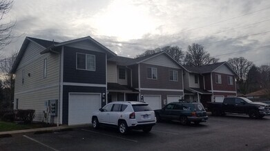 031-Pringle in Salem, OR - Building Photo - Interior Photo