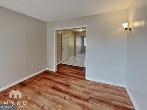 450 Fairburn Rd NW in Atlanta, GA - Building Photo - Building Photo