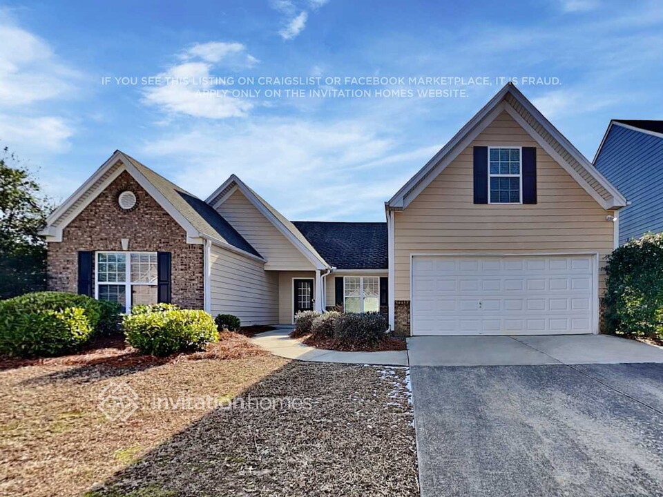 2714 Sedgeview Way NE in Buford, GA - Foto de edificio