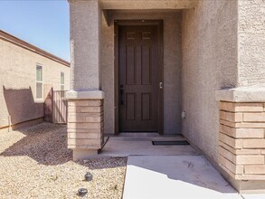 895 E Prairie Field Ln in Sahuarita, AZ - Building Photo - Building Photo
