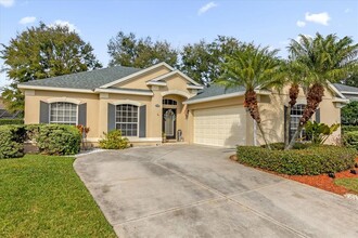 1460 Misty Glen Ln in Clermont, FL - Building Photo - Building Photo