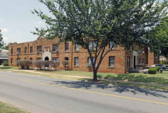 The Vintage at Mesta Park in Oklahoma City, OK - Building Photo - Building Photo