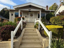 1440 D St in Hayward, CA - Building Photo