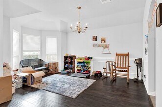 15742 Bull Run Dr in Frisco, TX - Foto de edificio - Building Photo