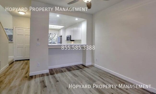 416 St Emilion Ct in Mountain View, CA - Building Photo - Building Photo