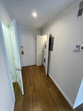 320 Hammond Pond Pkwy in Brookline, MA - Building Photo - Building Photo