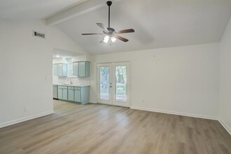 16003 El Camino Real in Houston, TX - Building Photo - Building Photo