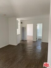 2029 E 10th St in Long Beach, CA - Building Photo - Building Photo