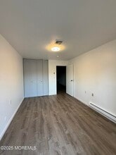 435D Picardy Ct in Lakewood, NJ - Building Photo - Building Photo