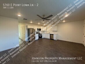 5760 E Point Loma Ln in Nampa, ID - Building Photo - Building Photo