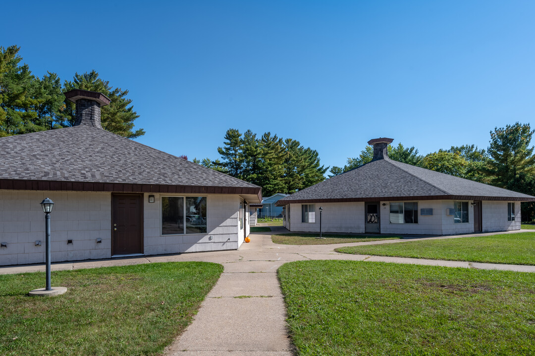 Autumn Ridge in Stevens Point, WI - Foto de edificio