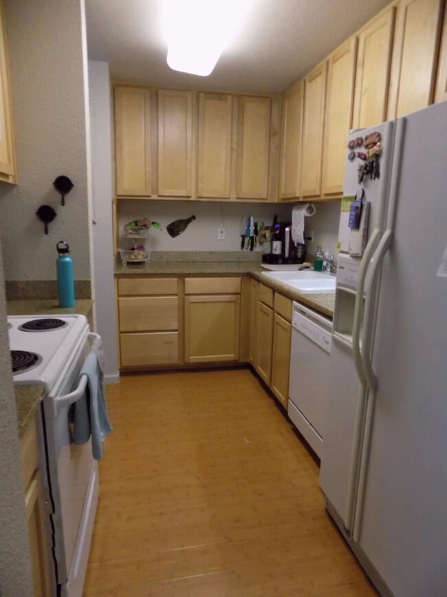 9200 Madison Ave in Fair Oaks, CA - Building Photo - Building Photo