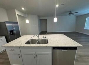 6322 Buffalo Bnd Ln in Richmond, TX - Building Photo - Building Photo