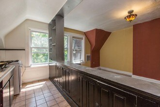 4617 Chester Ave in Philadelphia, PA - Foto de edificio - Building Photo
