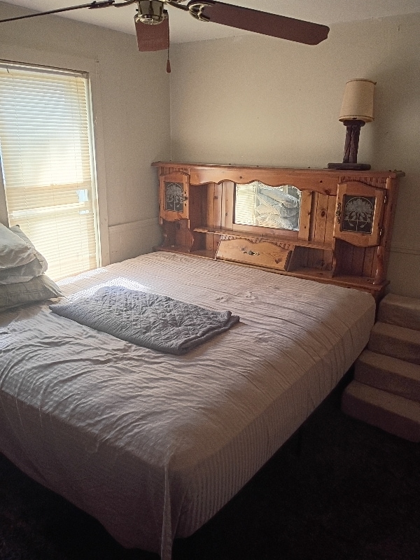 property at 817 E Franklin St