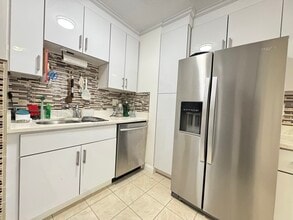 78 Walnut St, Unit 2L in Quincy, MA - Building Photo - Building Photo