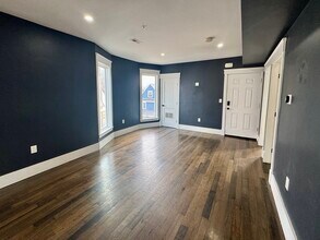 567 Park St in Boston, MA - Building Photo - Building Photo