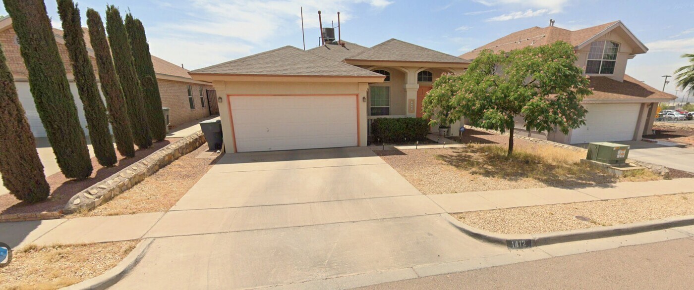 1412 Stone Pointe Way in El Paso, TX - Building Photo