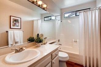 2095 Golden Cir Dr in Escondido, CA - Building Photo - Building Photo