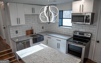 683 Almon Rd in Covington, GA - Building Photo - Building Photo