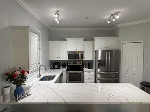 14617 Sutherland Ave in Naples, FL - Building Photo - Building Photo