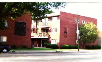 4807-4811 W Archer Ave in Chicago, IL - Building Photo