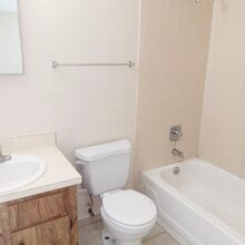 5370 SE 30th Pl, Unit Unit D in Ocala, FL - Foto de edificio - Building Photo