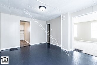 229 E William St in Kendallville, IN - Building Photo - Building Photo