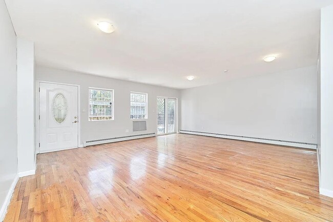 property at 701 Jefferson Ave