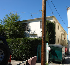 1205-1209 Kenmore Ave in Los Angeles, CA - Building Photo - Building Photo