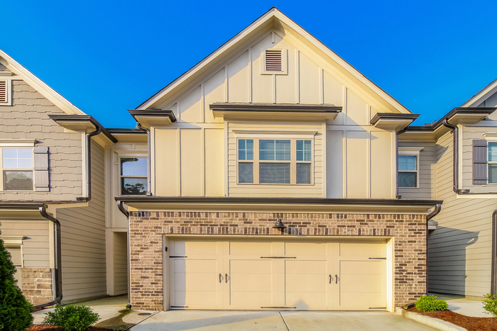 1183 Spring Marsh Ct NE in Gainesville, GA - Building Photo