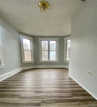 15-17 Ridgewood St in Waterbury, CT - Building Photo - Building Photo