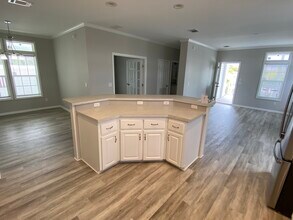 39248 US Hwy 19 N in Tarpon Springs, FL - Building Photo - Building Photo