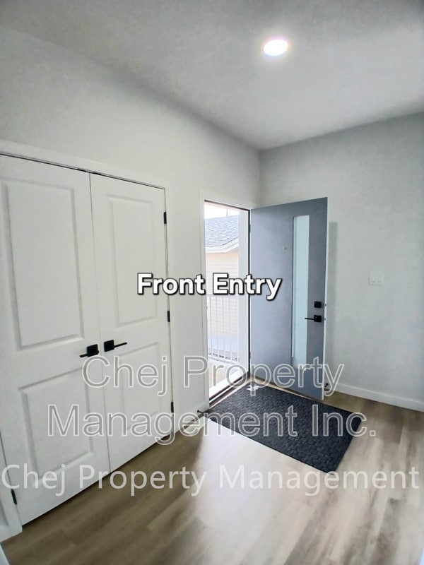 16517-16520 20 Ave SW in Edmonton, AB - Building Photo - Building Photo