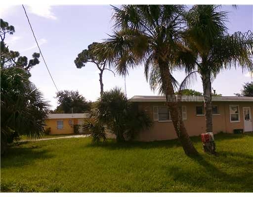 4335 Sibley Bay St in Port Charlotte, FL - Building Photo