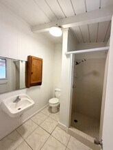 3842 Salt Lake Blvd in Honolulu, HI - Building Photo - Building Photo