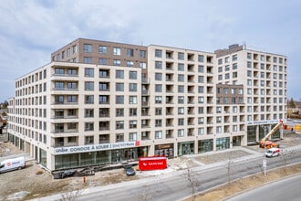 48-64 Des Laurentides Boul in Laval, QC - Building Photo - Building Photo