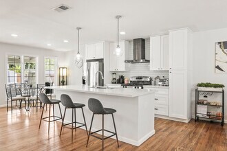 4625 Glacier Ave in San Diego, CA - Building Photo - Building Photo