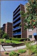 245 Main St in Watertown, MA - Building Photo - Building Photo