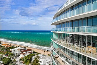 Auberge Beach Residences & Spa - South Tower in Fort Lauderdale, FL - Foto de edificio - Building Photo