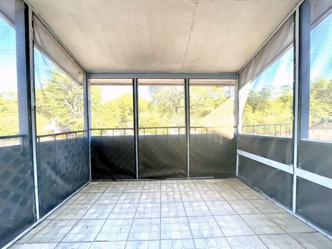 property at 752 Memorial Mews St