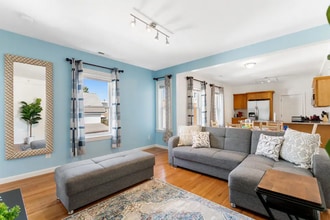 17 Autumn St, Unit 3 in Everett, MA - Building Photo - Building Photo