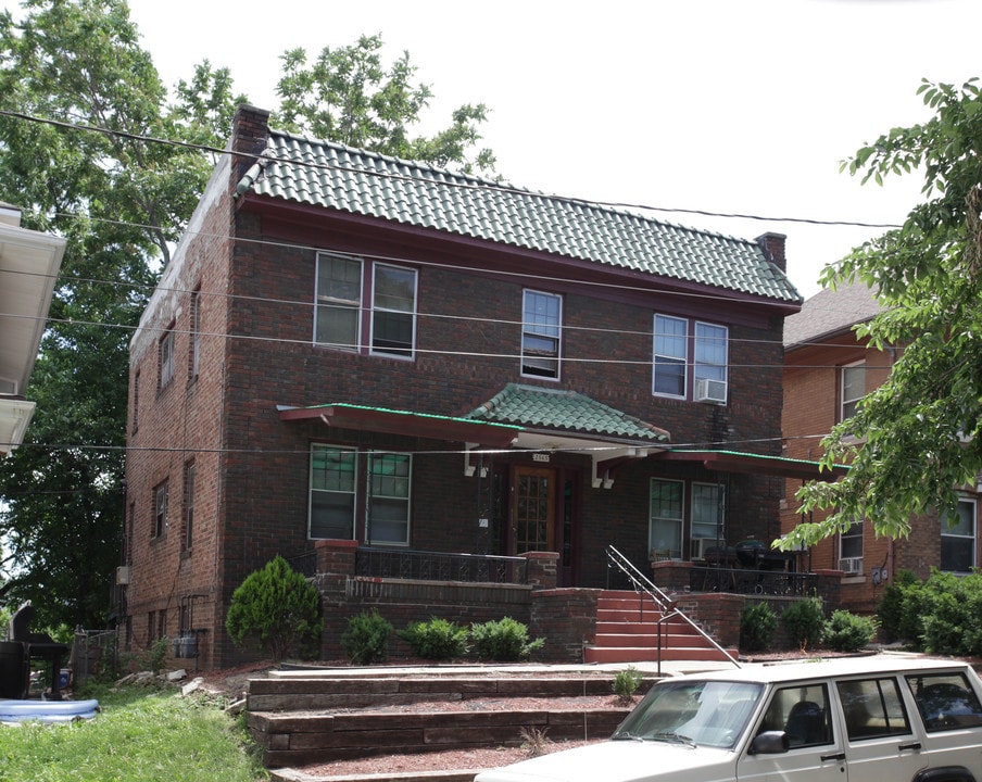 2565 Marcy St in Omaha, NE - Foto de edificio