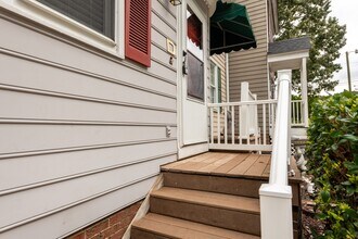 1022 S Main St in Wake Forest, NC - Building Photo - Building Photo
