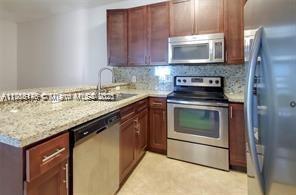 6992 SW 148 Ln in Davie, FL - Building Photo - Building Photo