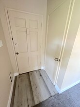 170 S Chester Ave in Pasadena, CA - Building Photo - Building Photo