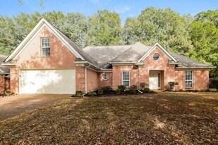 5956 Armistead St in Arlington, TN - Building Photo